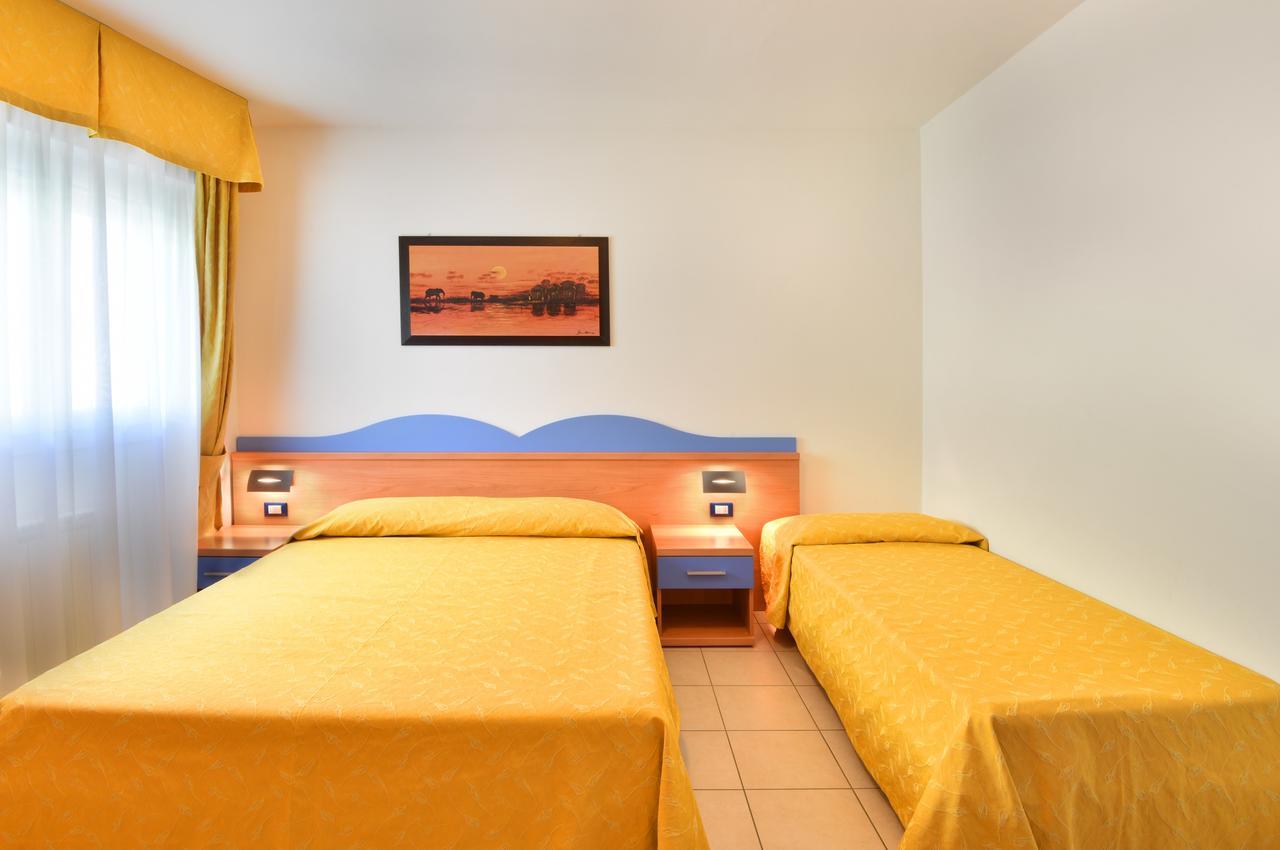 Hotel Villa Olga Caorle Exterior foto