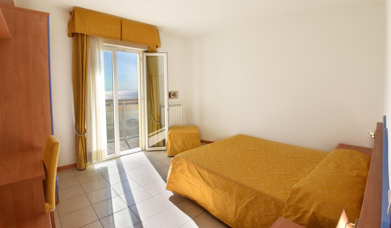 Hotel Villa Olga Caorle Exterior foto