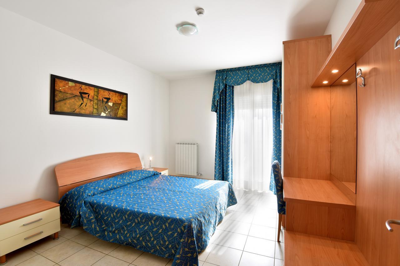 Hotel Villa Olga Caorle Exterior foto